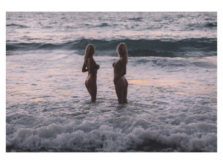 pom-pom girl nue onlyfans haut photo