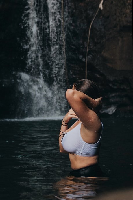 Gwen Carter actrice hd des photos