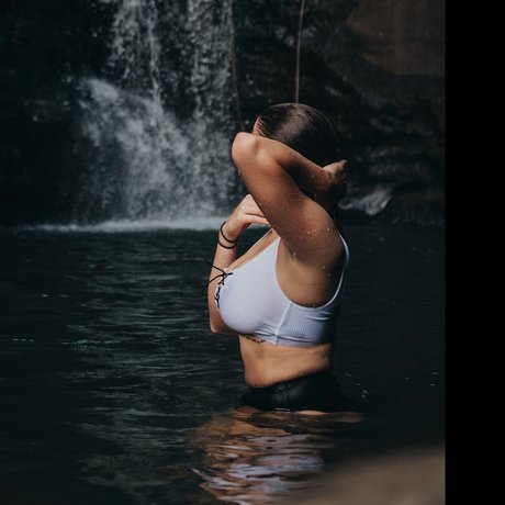 Gwen Carter étoile érotique galeries