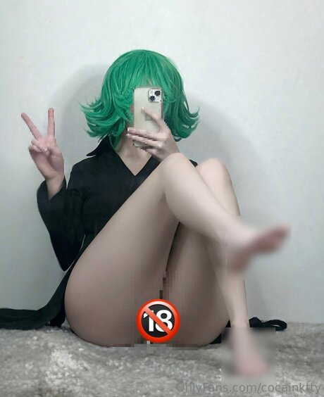 Cocainktty modèle nu collection