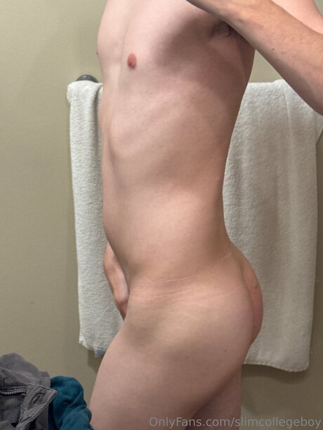 Slimcollegeboy star du porno adulte photo