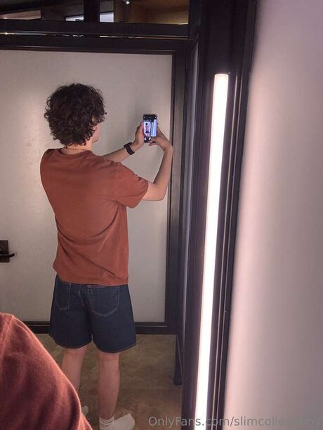 Slimcollegeboy jolie actrice images