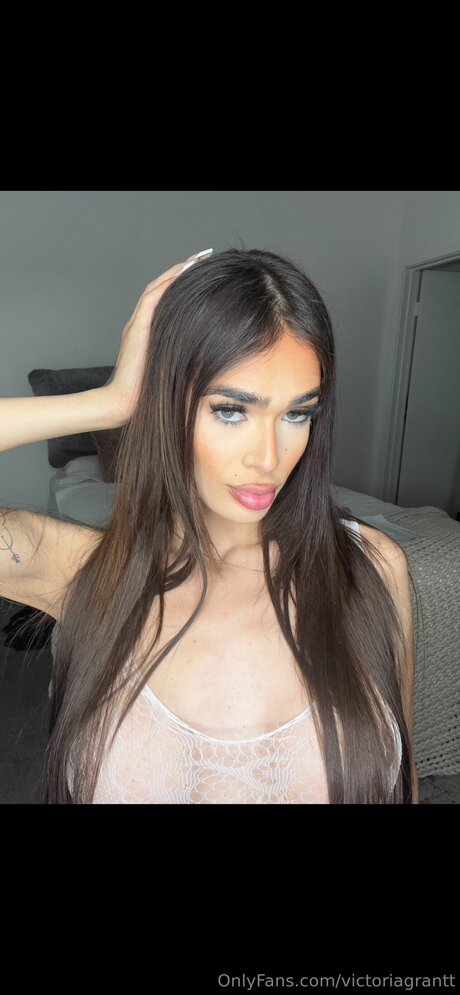 baise à la piscine uniquementfans sexy érotique des photos