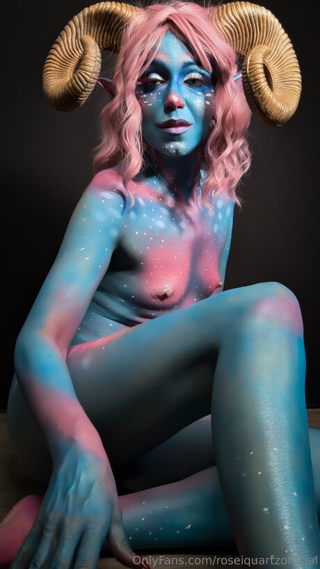 Roseiquartzofficial nus de stars du porno image