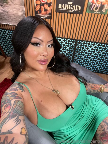 Connperignon joli modèle photo