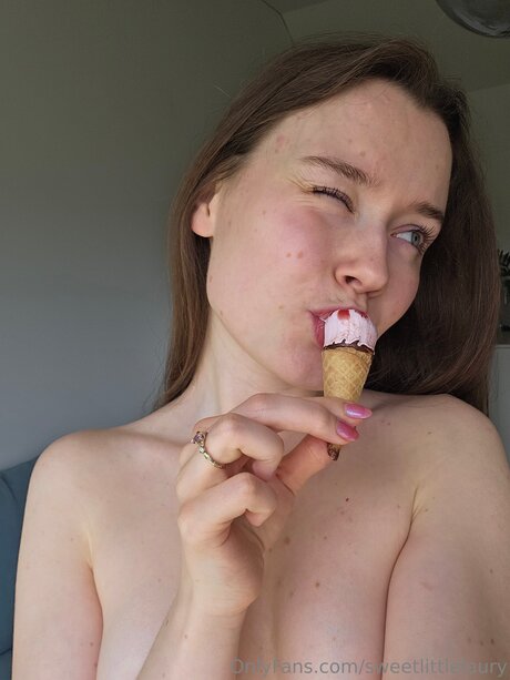 Sweetlittlelaury meilleur modèle img