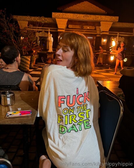 Kittynippyhippie actrice libre photo