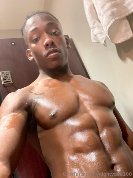 Mightydee100 étoile de haute qualité des photos