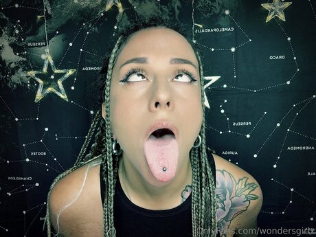 fans anaux courbés uniquement sexy galerie