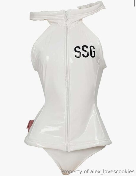 éjacule sur la langue onlyfans beaux nus images