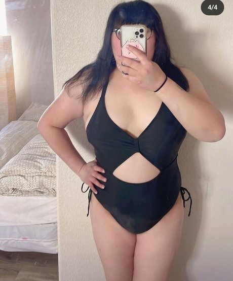 filles emo onlyfans exclusif sympa image