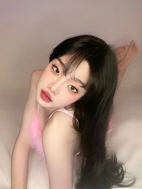 Xyakuma modèle magnifique image