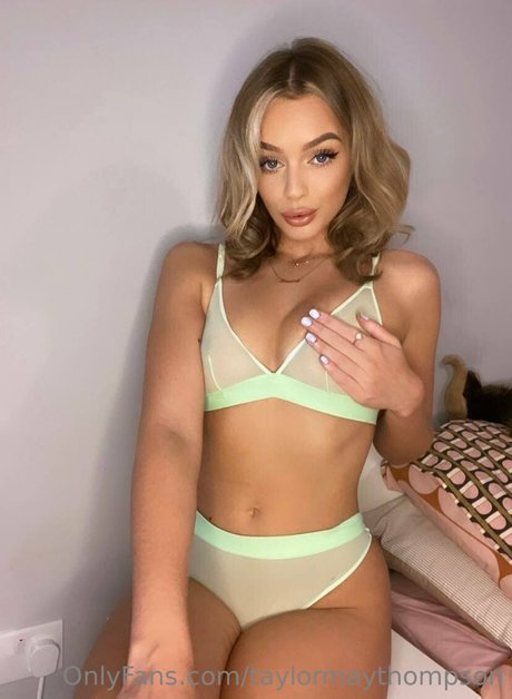 Taylor May Thompson_ art étoile des photos