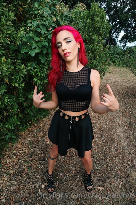 Cherry Love_ sexe star galeries