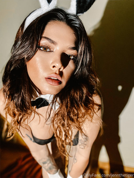 Jennifer Dawn modèle archive