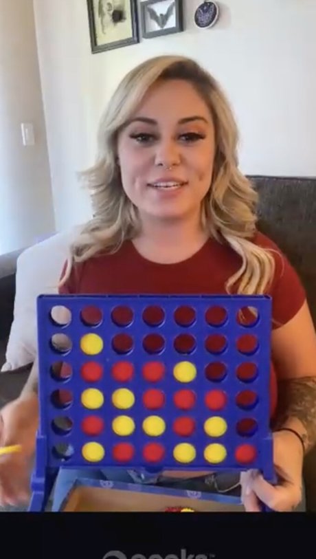 Brooke Dosha star du porno chaude archive