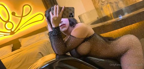 Antonella Moretti modèle de haute qualité archive