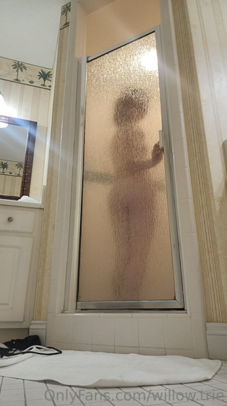 Willow Trie star du porno chaude archive