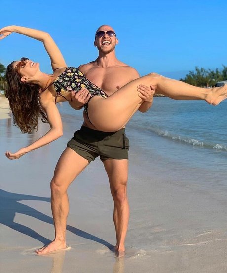 string gros cul onlyfans libre nu img