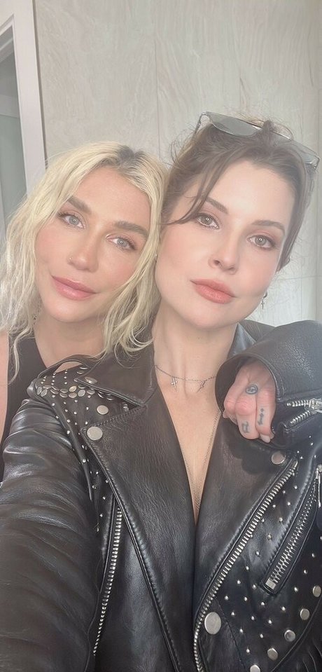 énorme gode onlyfans belle exclusivité collection