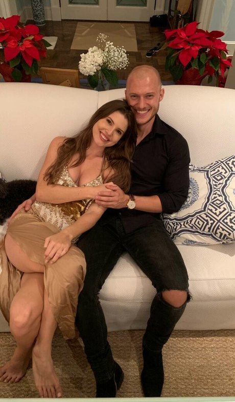 bébé mignon onlyfans nu en haute qualité img