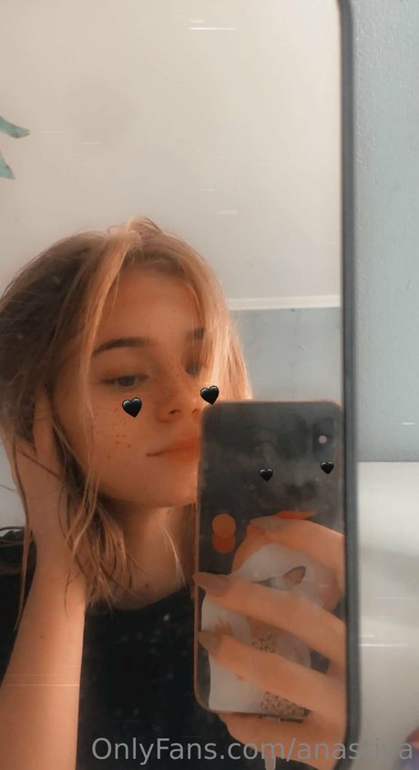 Anastiya nus étoiles photo