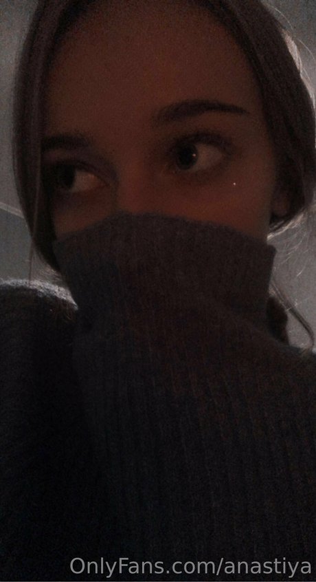 Anastiya modèles nus collection