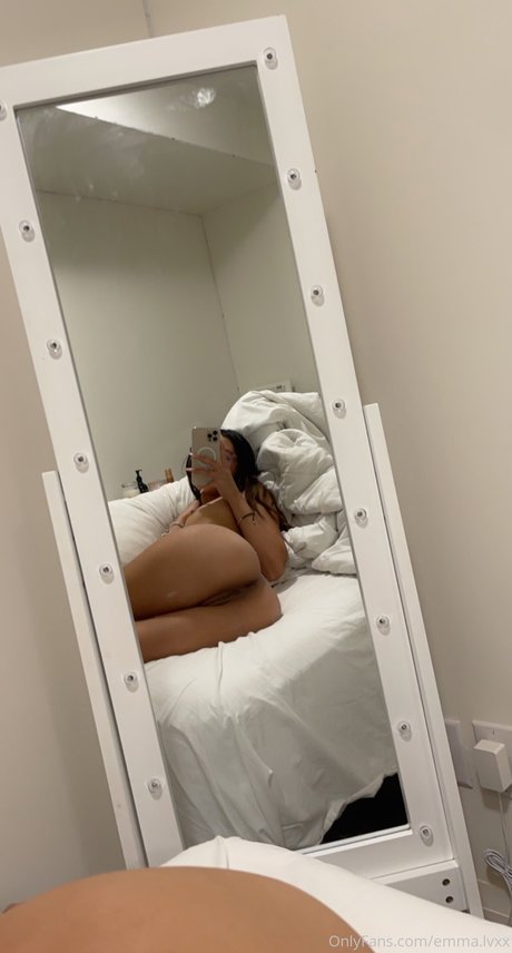 épouse pute onlyfans art érotique collection