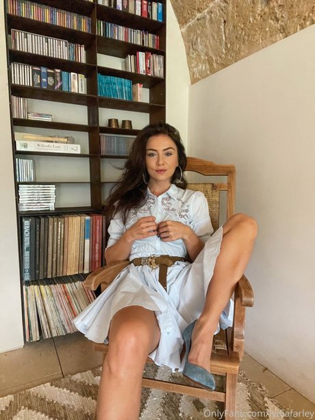 femme seulementfans jolie et gratuite galerie