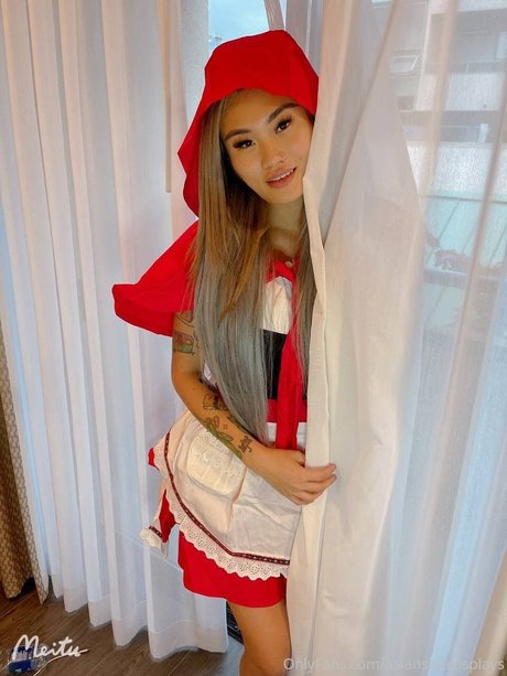 Lola Tessa actrice xxx galeries