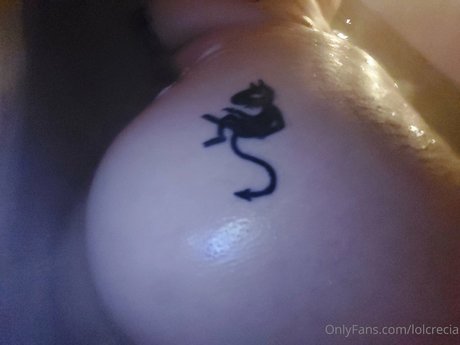 fans de célébrités uniquement haut gratuit archive