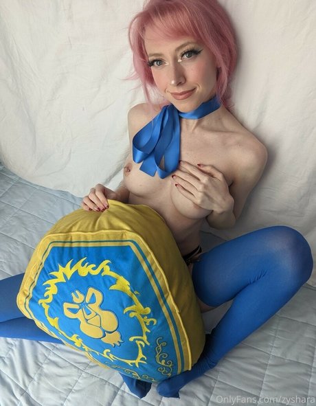 Zyshara star du porno adulte images