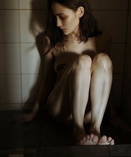 Zukhra Galina étoile exclusive galeries