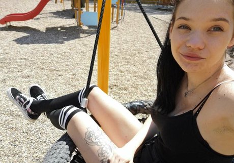 zuzaninka1 modèle porno des photos