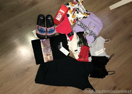 zuzaninka1 actrice sexy image