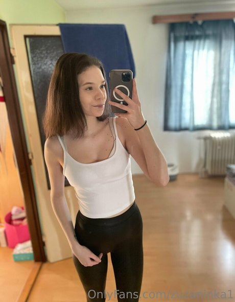 zuzaninka1 modèles nus photos