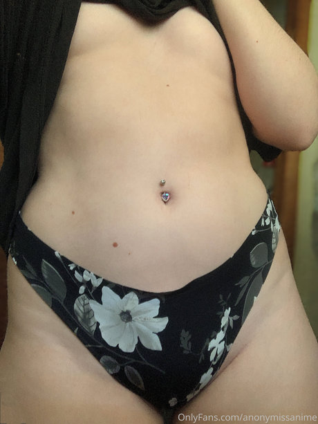 épouse infidèle onlyfans nu libre photo