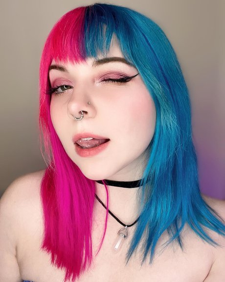 latina épaisse uniquementfans des nus parfaits archive