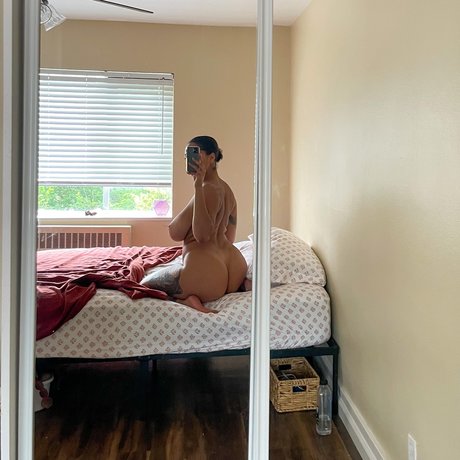 adorer onlyfans art gratuit images