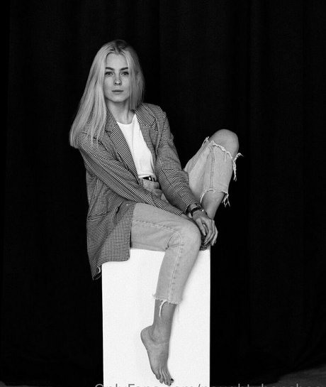 Naughtybanshee sexe star photos