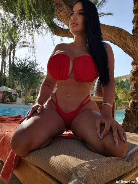 bikini nu onlyfans nus hd photo