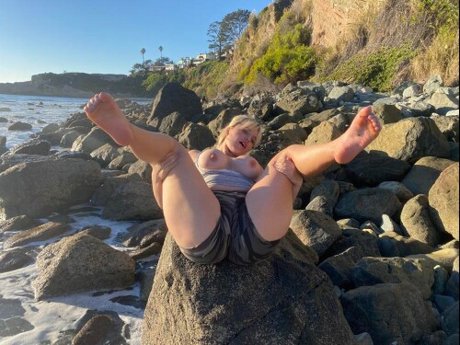 Charlotte Olivia_ star du porno nue img