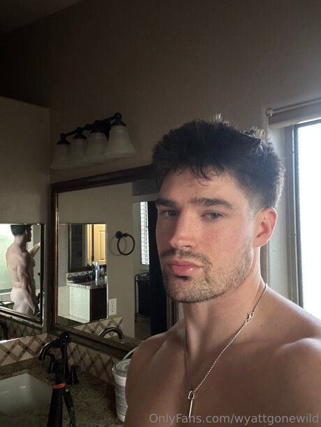 Wyattgonewild actrice de sexe collection