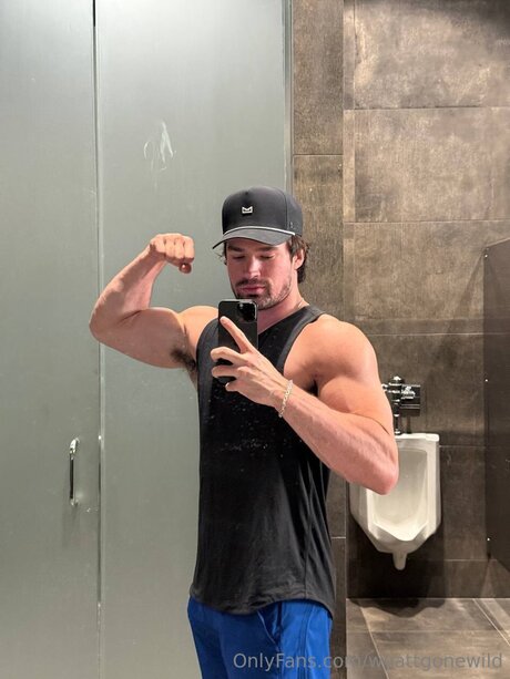 Wyattgonewild modèles nus archive