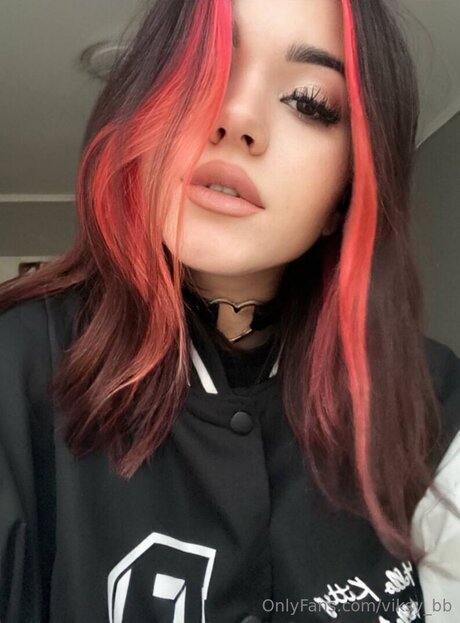 Viksy Bb actrice artistique des photos