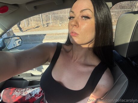 Dellacarolyn art modèle photos