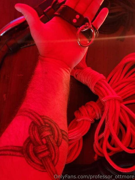 Professor Ottmore actrice érotique images