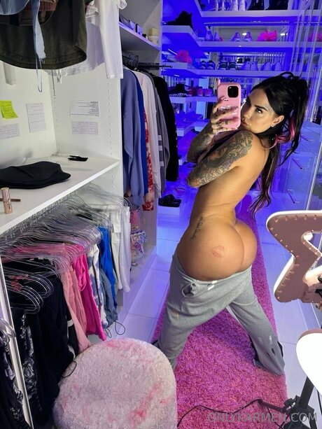 entraînement nu onlyfans très chaud galerie