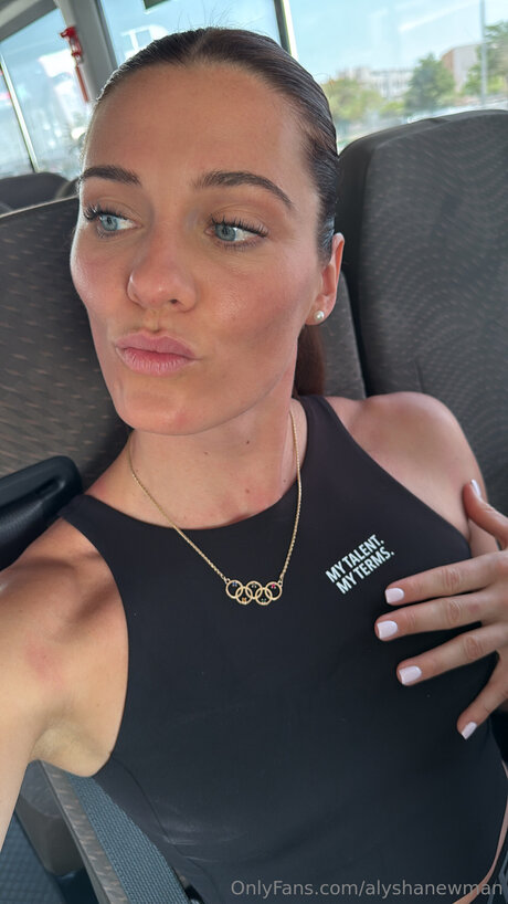 déshabillage onlyfans hd parfait des photos