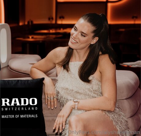 Alyshanewman étoile magnifique photos